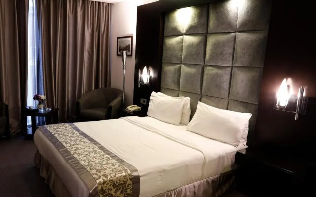WH Hotel