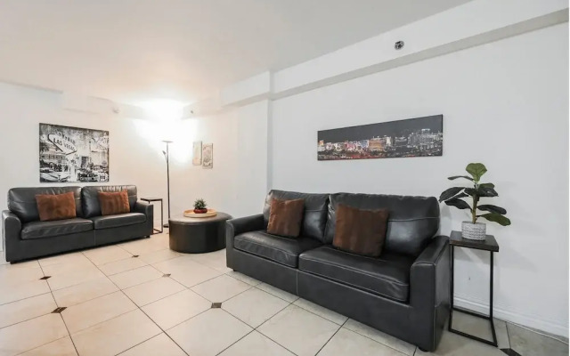 StripViewSuites at Jockey Club