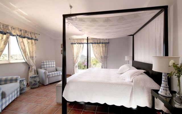 Quinta Bonita Luxury Boutique Hotel