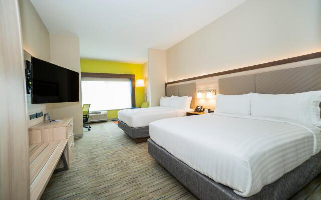 Holiday Inn Express & Suites Southaven Central - Memphis