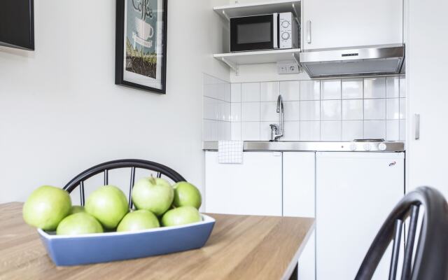 Biz Apartment Solna