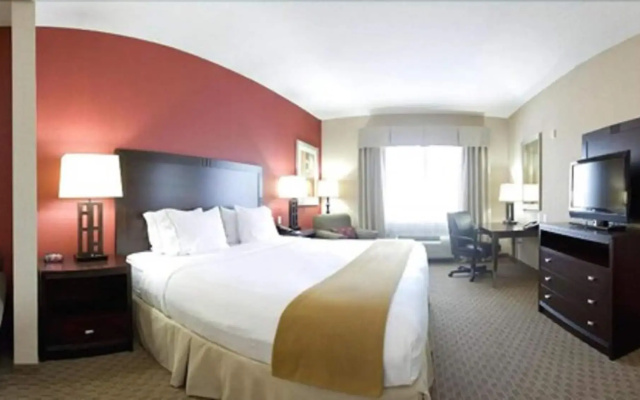 Holiday Inn Express Hotel & Suites Crestview by IHG