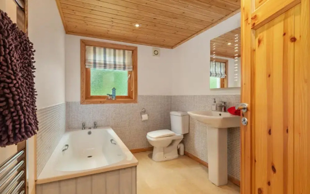 Everwyn Lodge - Luxury Lodge With Hot Tub