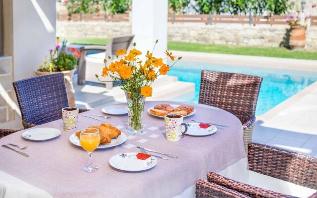 Villa Alexandros
