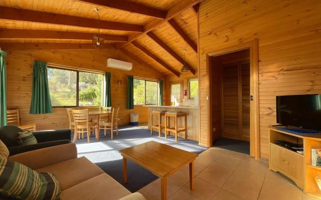 Silver Ridge Retreat