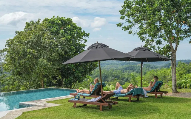 Heavensa Villas and Suites by The Clarks