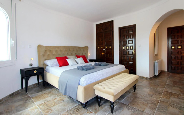 LEON Immo Villa Carla - 12209