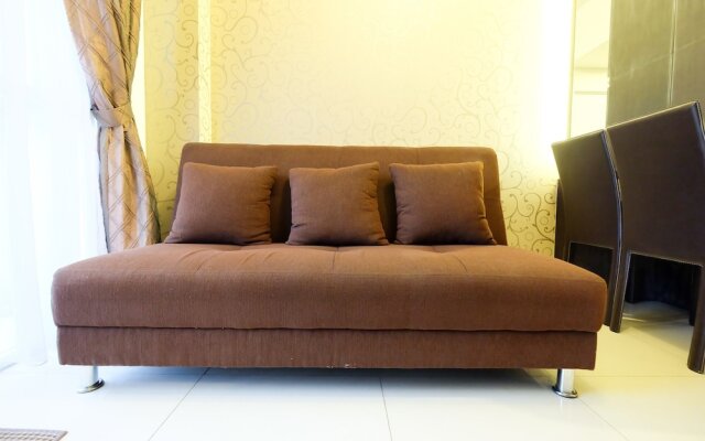 Homey Westmark Tanjung Duren Apartment near Taman Anggrek