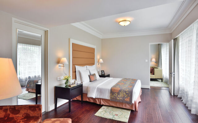 Lakeside Chalet - Mumbai, Marriott Executive Apartments