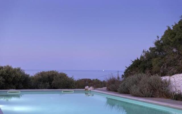 Villa Alkyoni · Beautiful 8-Person Family Villa with Great Views