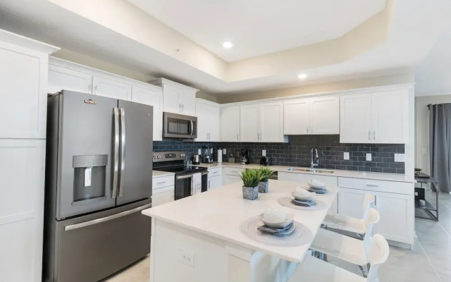 Storey Lake 4751 #308