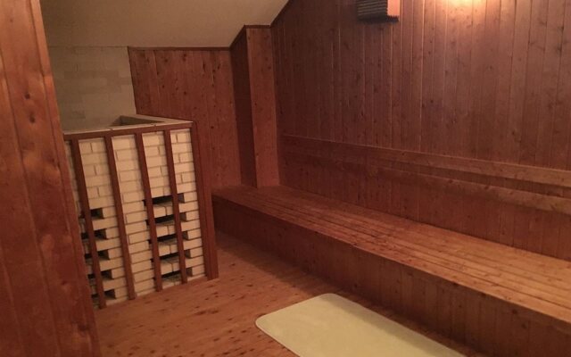 First Cabin Midousuji - Namba