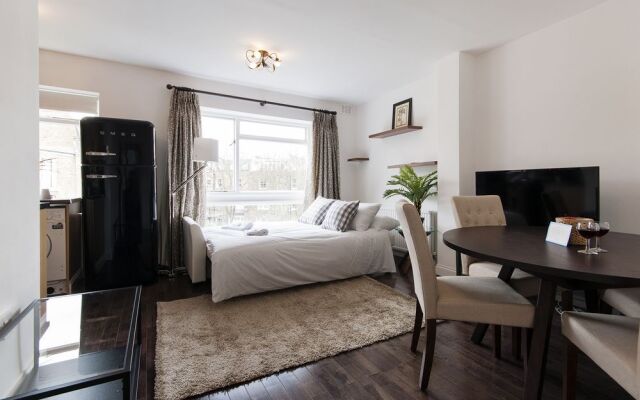 The Kensington Fielding House