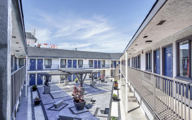 Motel 6 Fremont, CA - North