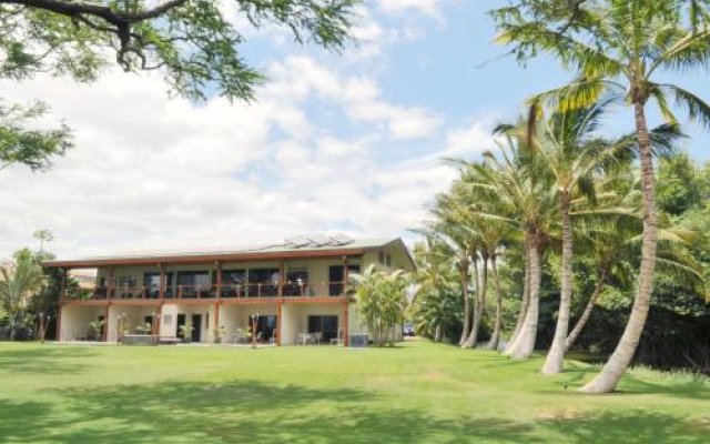 Aloha Aku Inn & Suites