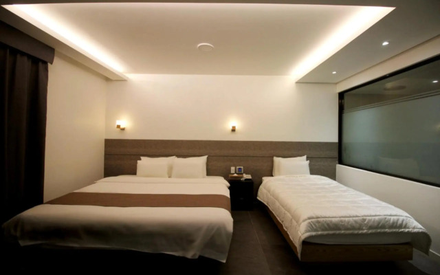 Seattle B Hotel