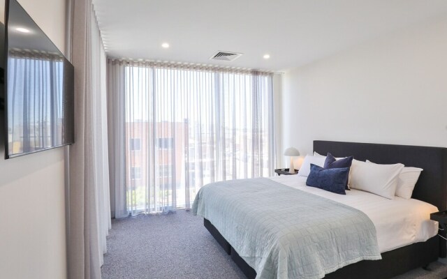 Indulge Apartments City View Penthouses