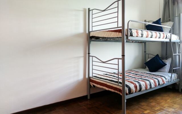 Themed Apartments @ Straits View Villas
