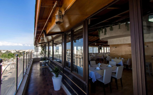 Hotel Zahrat Al Jabal