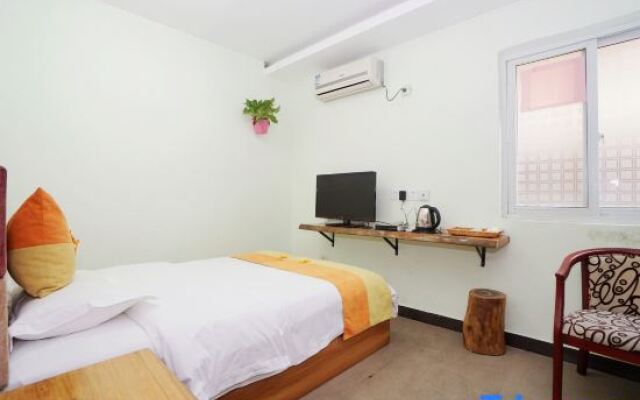 Tianzhiyi Business Hotel