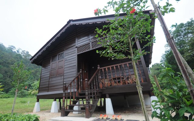 The Jana Kampung House at Taiping Golf and Country Club Taipin