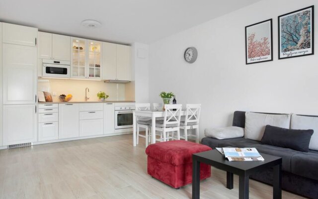 Family apartment near Beachside