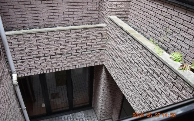平楽園弐番館２階