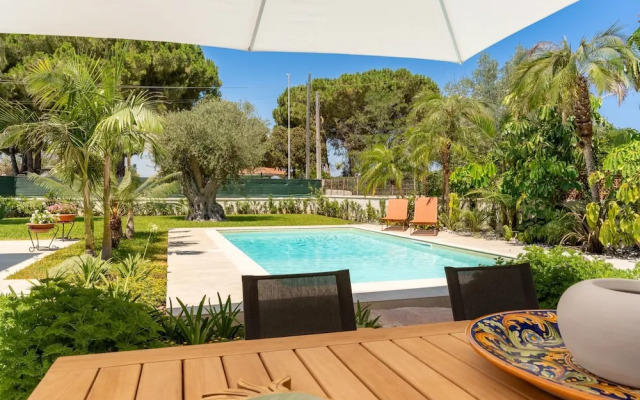 Villa Bali With Pool by Wonderful Italy