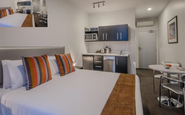 Ramada Suites Auckland Federal Street