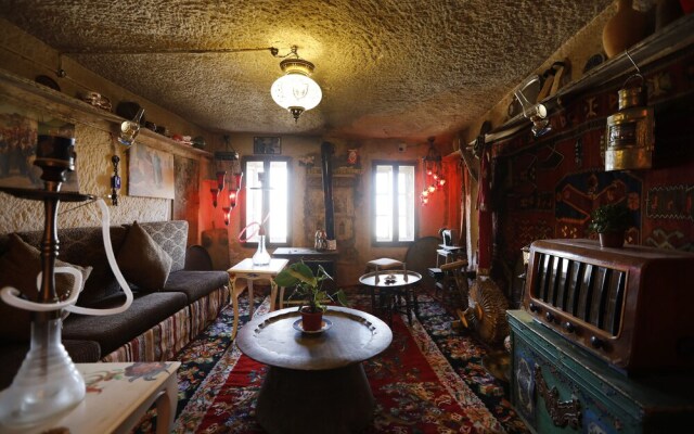 Cappadocia Fairy Chimneys Selfie Cave Hotels - Special Class