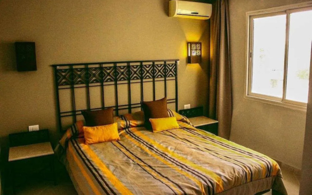 Sarra Hotel