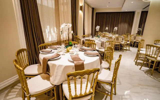 Five Season Hotel