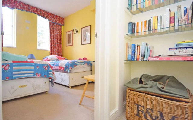 Pepper Pot Cottage