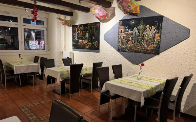 Hotel & Café Am Schloss Biebrich