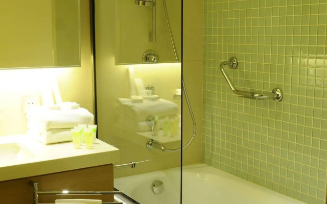 Saifi Suites Hotel