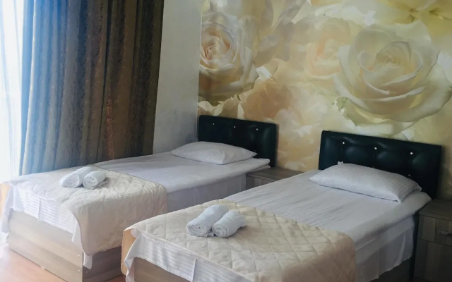 Royal Palace Hotel