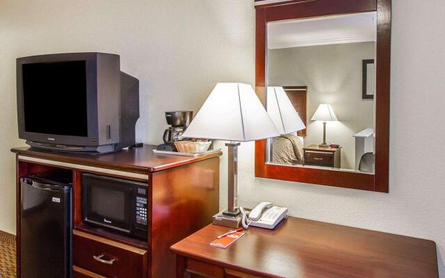 Studio 6 Mesa, AZ – Near Downtown & Sloan Park