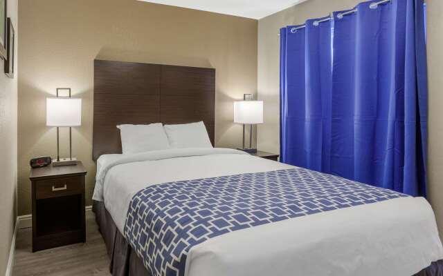 Rodeway Inn & Suites Ontario