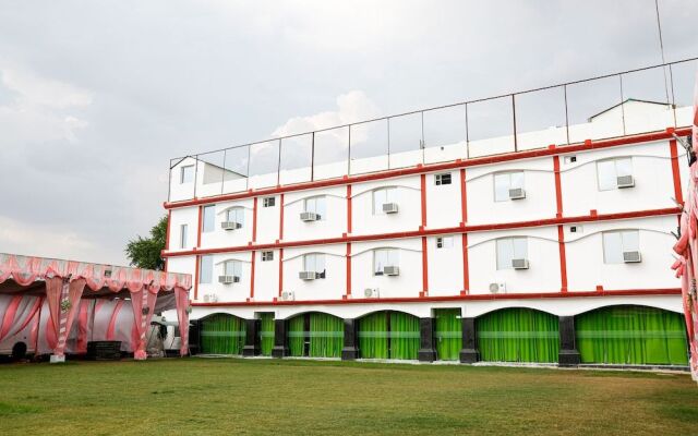 OYO 41923 Prema Kunj Resort