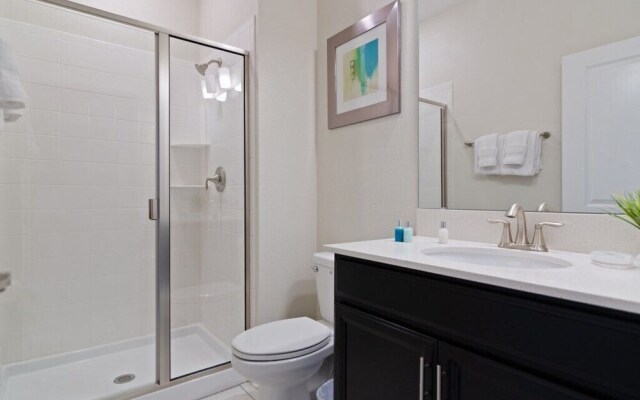 Beautiful 4Bd Pool TH, Storey Lake-4815DS