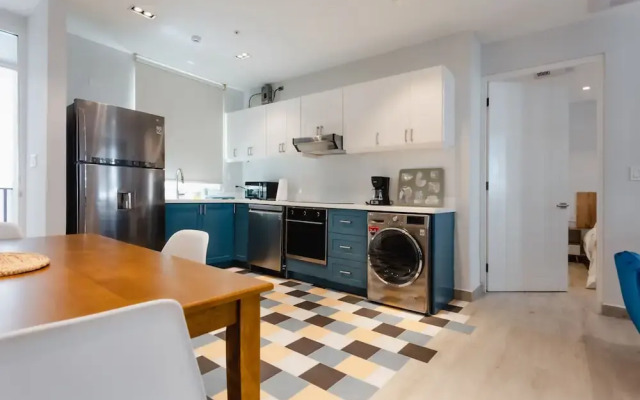 w Stunning 1BR w Balcony in Panama