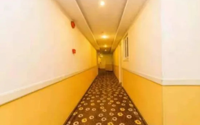 Home Inn (Luoding Dagang East Road)