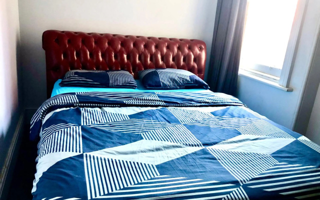 The Backpackers Imperial Hotel - Hostel – Guest Rooms – Hobart