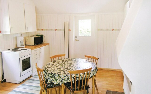 Awesome Home in Löttorp With 1 Bedrooms