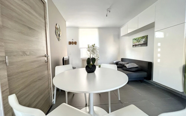 House With Free Parking 15 Min From The Airport