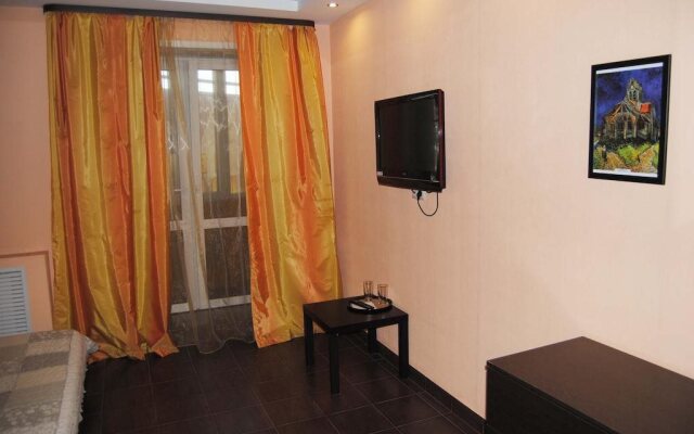 Four Rooms Living Quarters