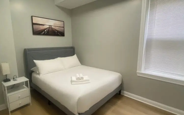 Stylish Apartment near Chicago Downtown