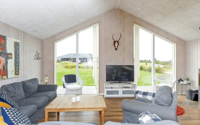 9 Person Holiday Home in Hojslev-by Traum