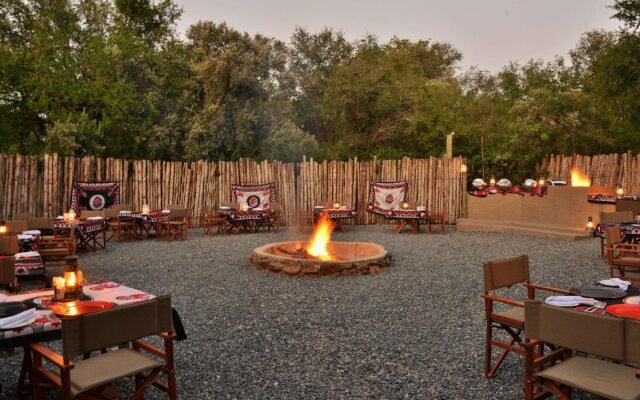 Black Rhino Game Lodge