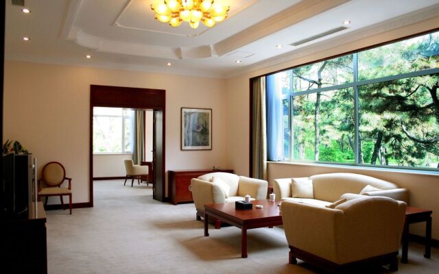 Liaoning Friendship Hotel